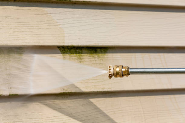 Best Commercial Pressure Washing  in Royal Palm Estates, FL
